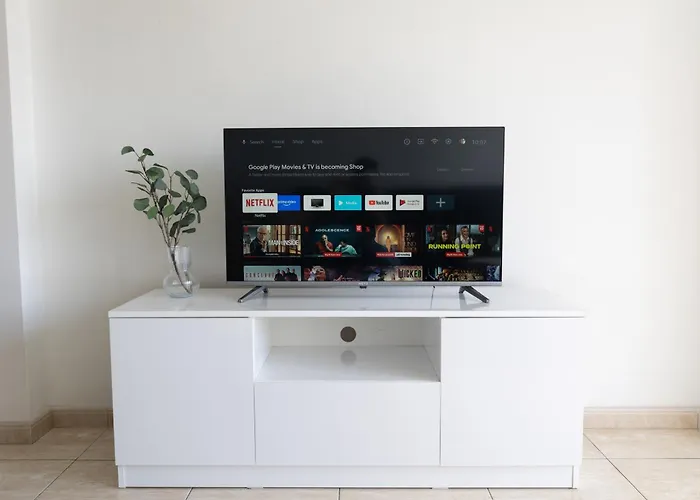 Cozy With Sea View 아파트 *